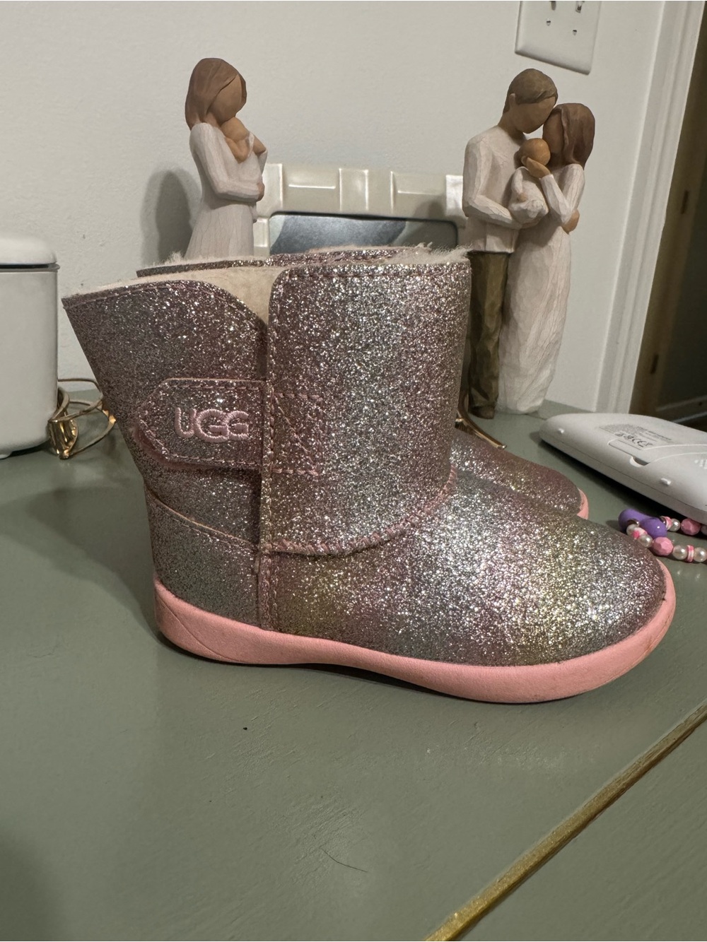 UGG Kids Keelan Glitter Pink Toddler Boot